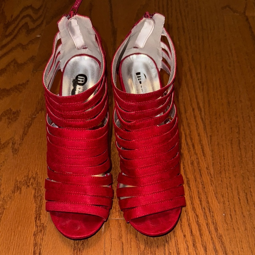 Elegant Red Strappy Women's Heels